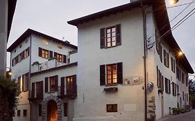 Le Corti Dei Sassi