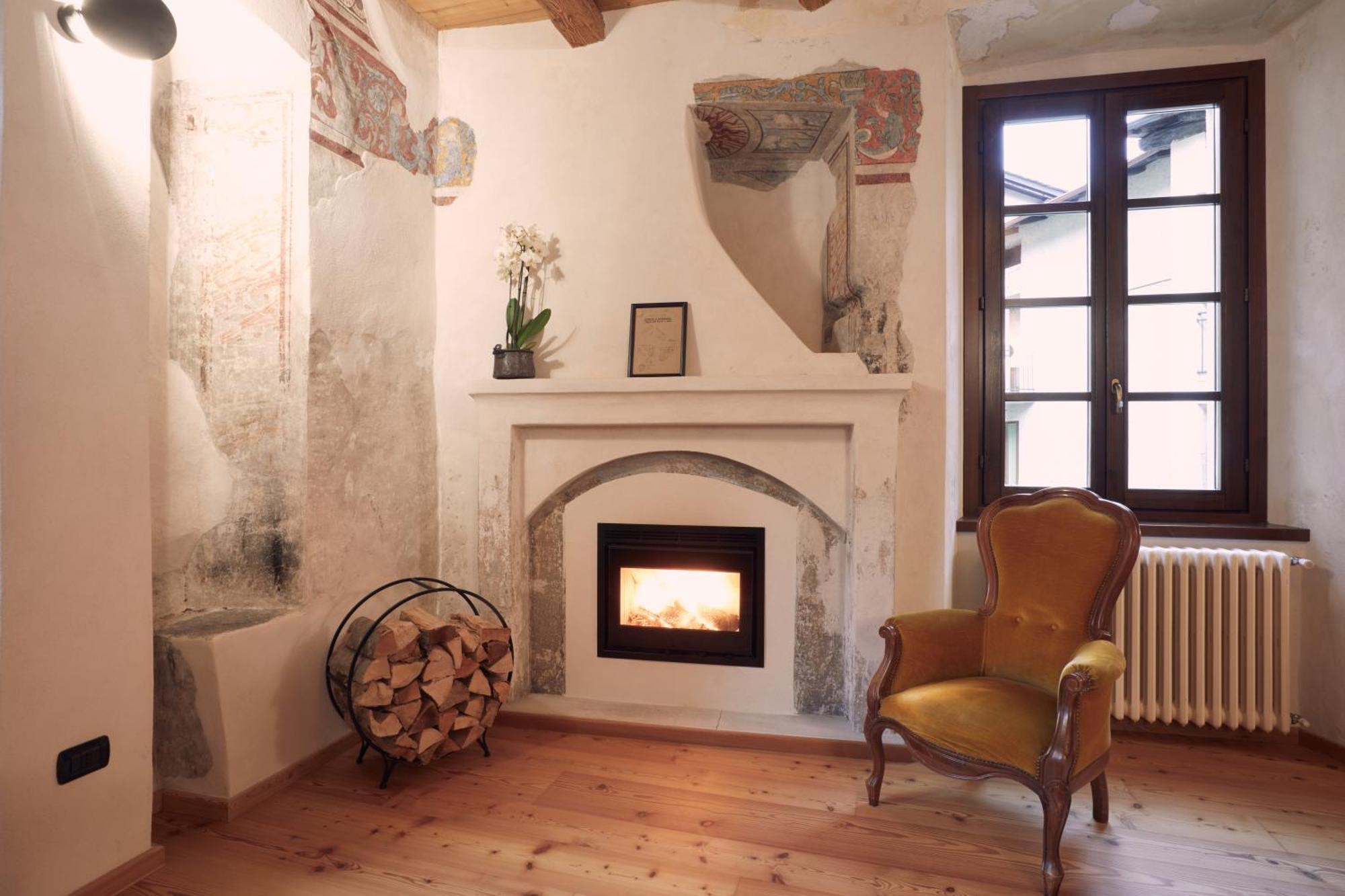 Bed and Breakfast Le Corti Dei Sassi Berbenno di Valtellina Esterno foto