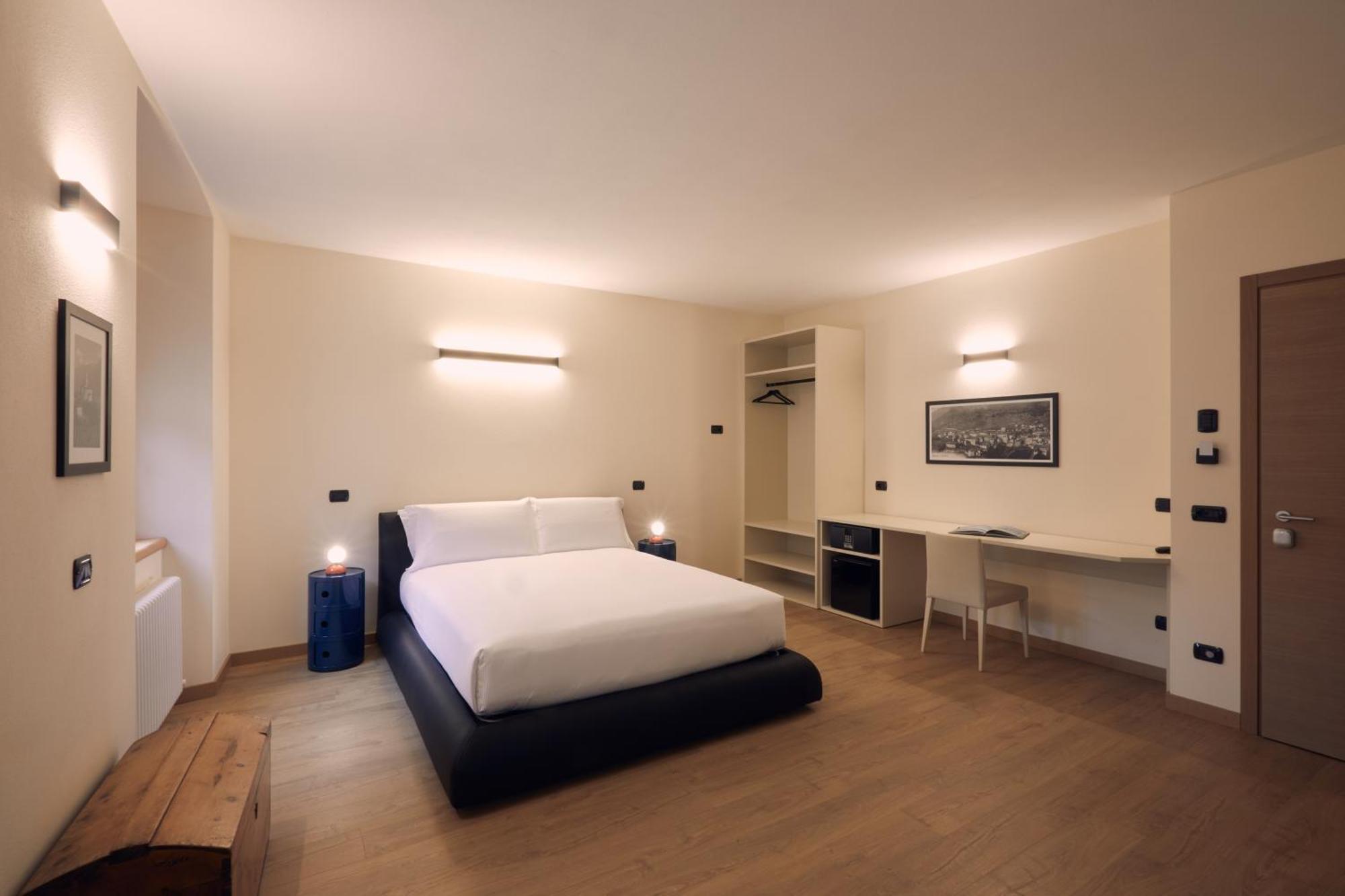 Bed and Breakfast Le Corti Dei Sassi Berbenno di Valtellina Esterno foto